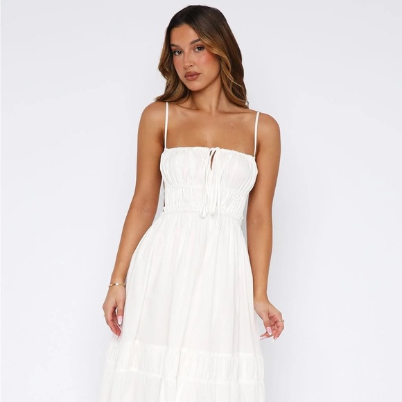 Rumor Has It Maxi Dress White (White Fox) - Picture 1 of 5